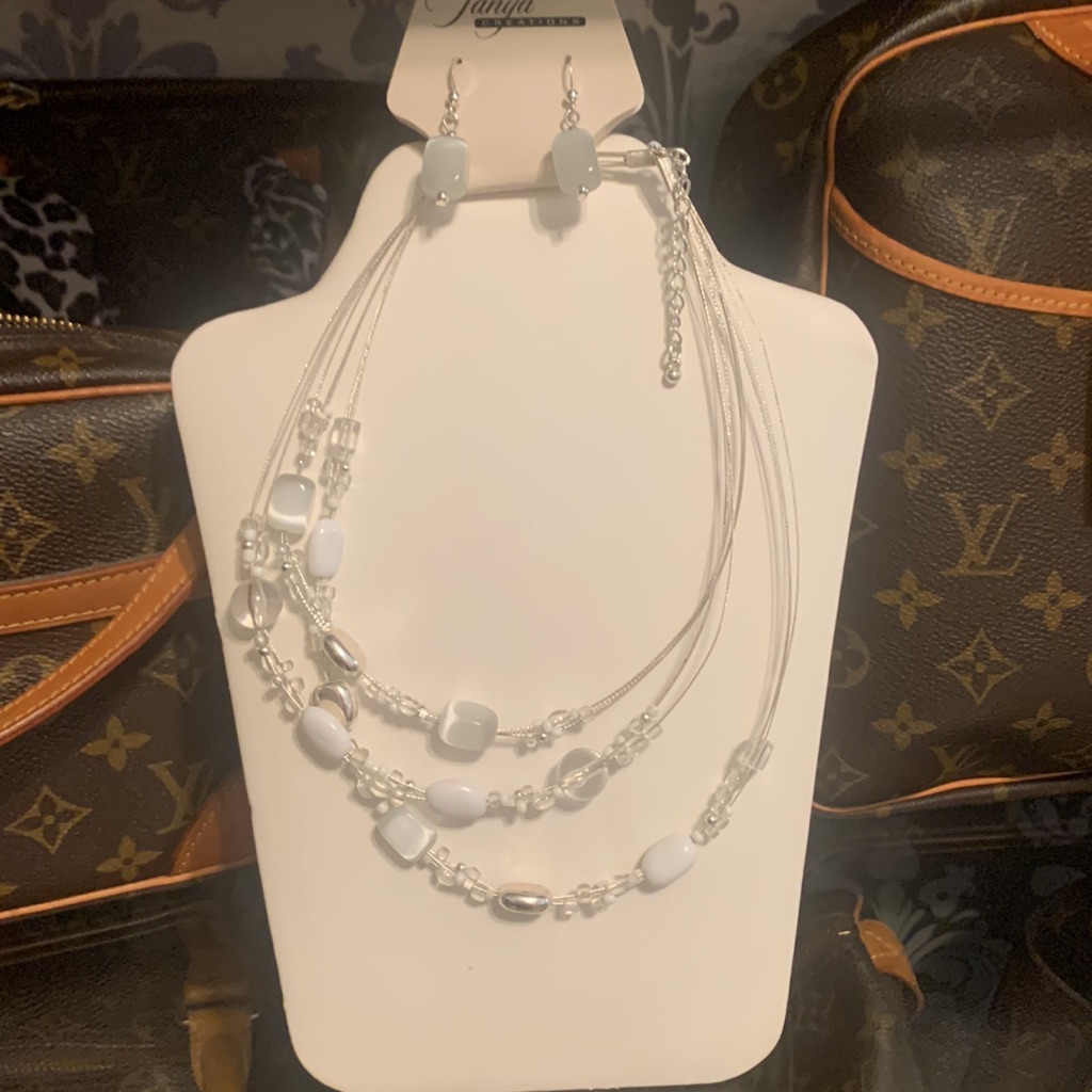 Tanya Creations Beaded Wire Necklace Silver White Nwot Set Of 2 19$